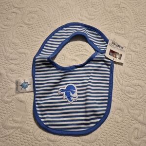 Seton Hall newborn bib is the official mascot for the Seton Hall Pirates NEW